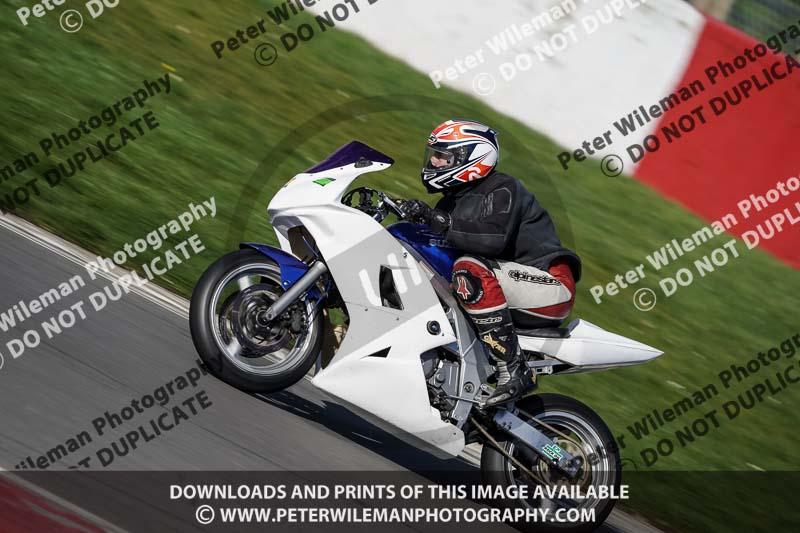 donington no limits trackday;donington park photographs;donington trackday photographs;no limits trackdays;peter wileman photography;trackday digital images;trackday photos